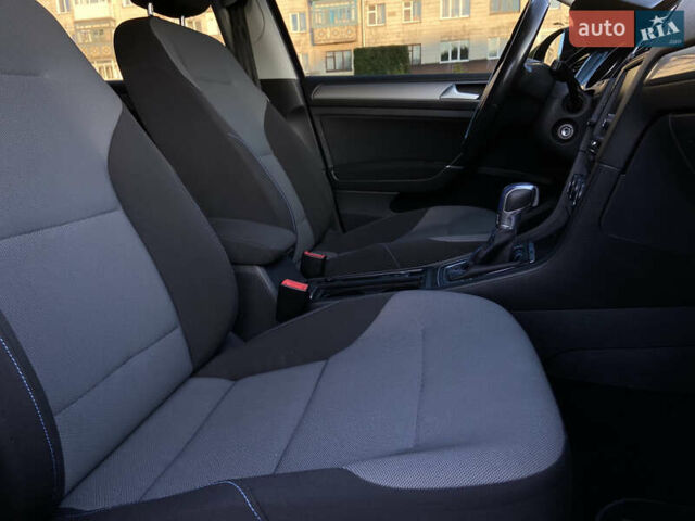 Синій Фольксваген e-Golf, об'ємом двигуна 0 л та пробігом 133 тис. км за 8250 $, фото 42 на Automoto.ua