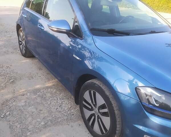 Синий Фольксваген e-Golf, объемом двигателя 0 л и пробегом 132 тыс. км за 8800 $, фото 3 на Automoto.ua