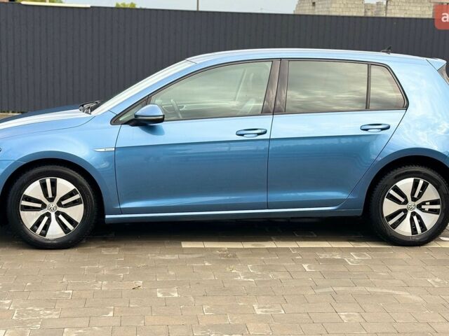 Синий Фольксваген e-Golf, объемом двигателя 0 л и пробегом 123 тыс. км за 9300 $, фото 4 на Automoto.ua