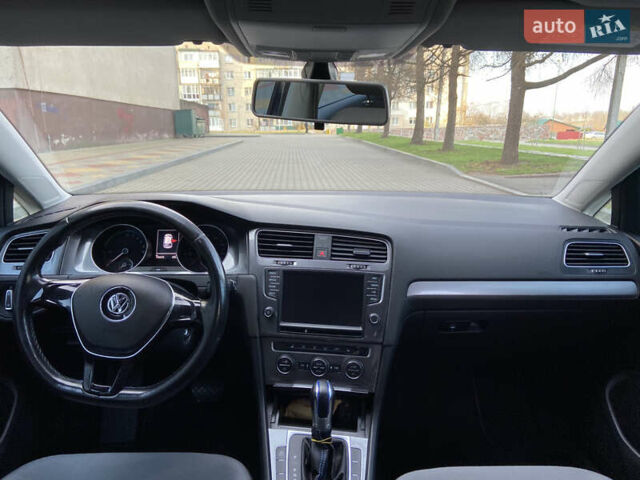 Синій Фольксваген e-Golf, об'ємом двигуна 0 л та пробігом 133 тис. км за 8250 $, фото 21 на Automoto.ua