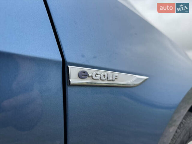 Синий Фольксваген e-Golf, объемом двигателя 0 л и пробегом 73 тыс. км за 8300 $, фото 12 на Automoto.ua