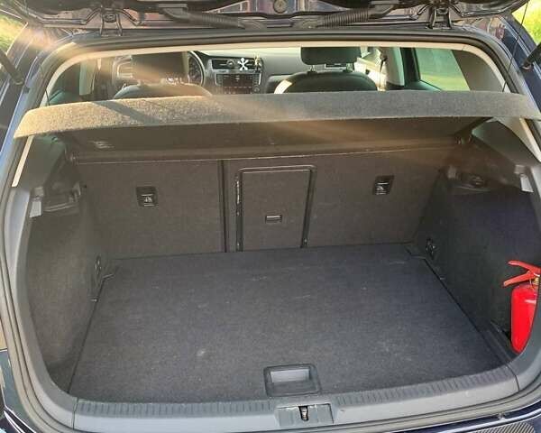 Синій Фольксваген e-Golf, об'ємом двигуна 0 л та пробігом 127 тис. км за 10500 $, фото 10 на Automoto.ua