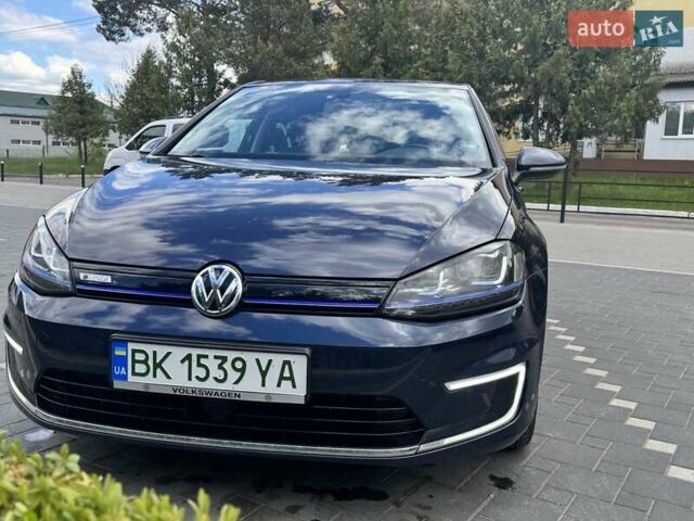 Синий Фольксваген e-Golf, объемом двигателя 0 л и пробегом 118 тыс. км за 10600 $, фото 1 на Automoto.ua