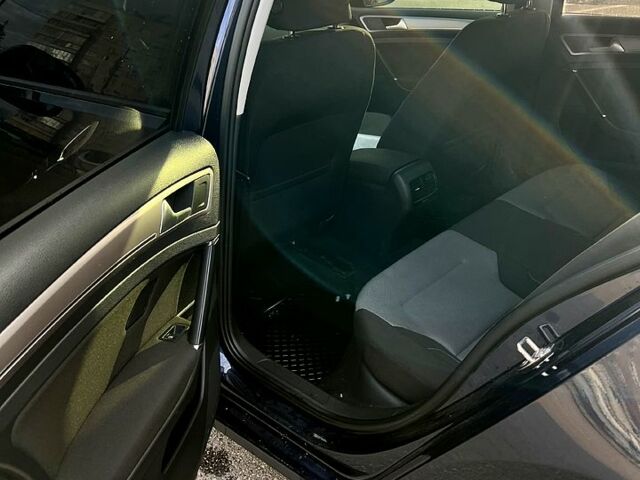 Синій Фольксваген e-Golf, об'ємом двигуна 85 л та пробігом 175 тис. км за 7800 $, фото 8 на Automoto.ua