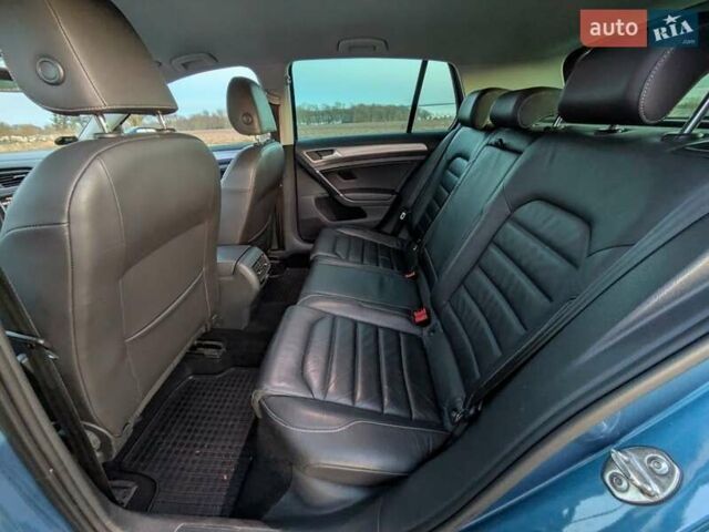 Синий Фольксваген e-Golf, объемом двигателя 0 л и пробегом 150 тыс. км за 7700 $, фото 13 на Automoto.ua