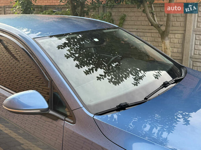 Синій Фольксваген e-Golf, об'ємом двигуна 0 л та пробігом 72 тис. км за 9500 $, фото 12 на Automoto.ua