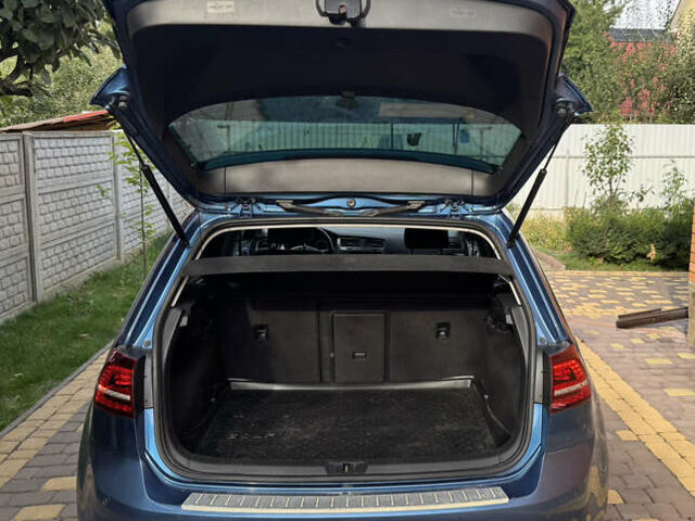 Синій Фольксваген e-Golf, об'ємом двигуна 0 л та пробігом 72 тис. км за 9500 $, фото 24 на Automoto.ua