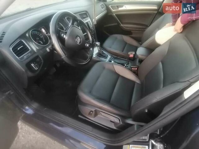 Синий Фольксваген e-Golf, объемом двигателя 0 л и пробегом 92 тыс. км за 14000 $, фото 7 на Automoto.ua