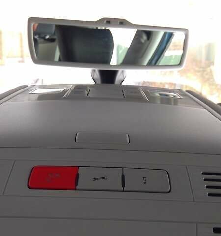 Синий Фольксваген e-Golf, объемом двигателя 0 л и пробегом 75 тыс. км за 12700 $, фото 12 на Automoto.ua