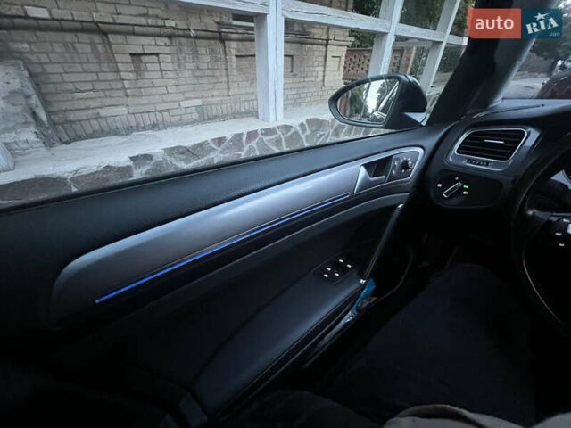 Синій Фольксваген e-Golf, об'ємом двигуна 0 л та пробігом 99 тис. км за 9500 $, фото 44 на Automoto.ua