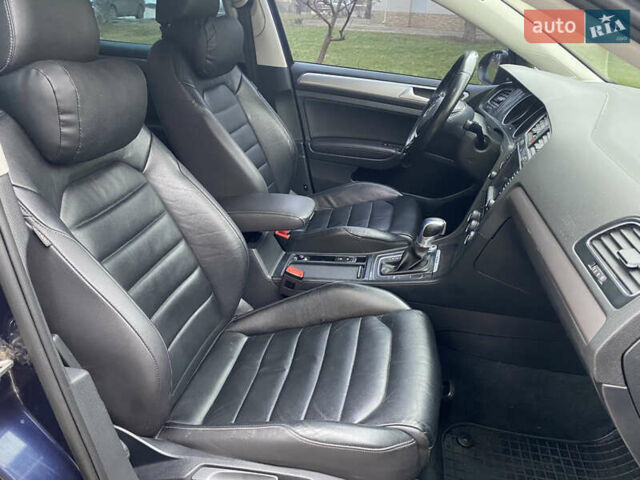 Синий Фольксваген e-Golf, объемом двигателя 0 л и пробегом 124 тыс. км за 8900 $, фото 18 на Automoto.ua