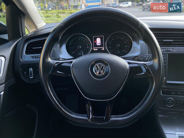 Синій Фольксваген e-Golf, об'ємом двигуна 0 л та пробігом 133 тис. км за 8250 $, фото 22 на Automoto.ua