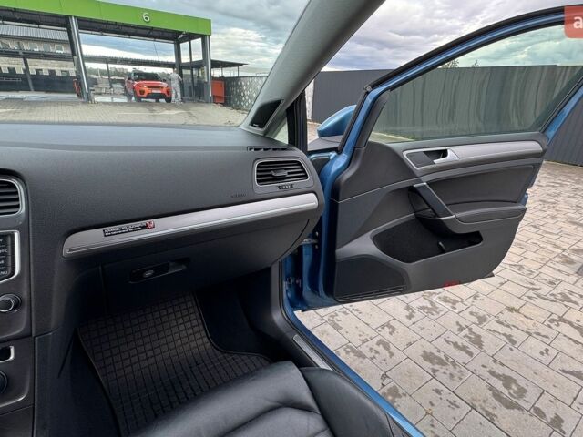 Синий Фольксваген e-Golf, объемом двигателя 0 л и пробегом 123 тыс. км за 9350 $, фото 42 на Automoto.ua