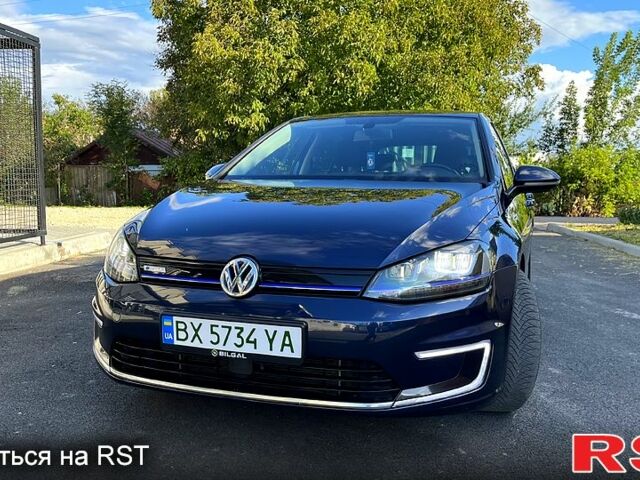 Синий Фольксваген e-Golf, объемом двигателя 0 л и пробегом 123 тыс. км за 7200 $, фото 1 на Automoto.ua