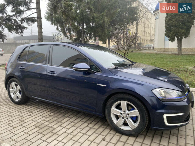 Синий Фольксваген e-Golf, объемом двигателя 0 л и пробегом 124 тыс. км за 8900 $, фото 3 на Automoto.ua