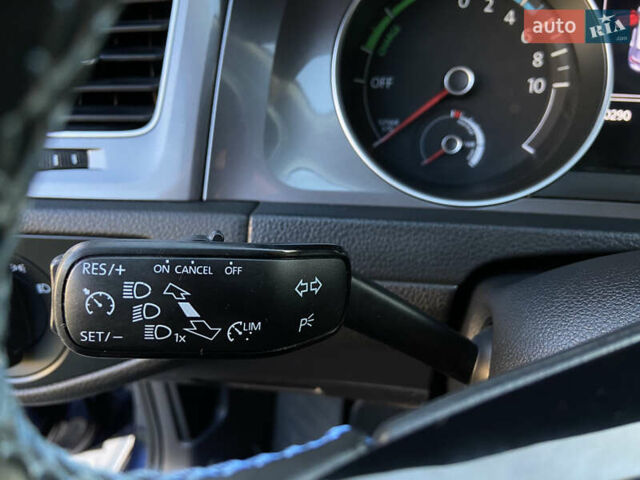 Синій Фольксваген e-Golf, об'ємом двигуна 0 л та пробігом 133 тис. км за 8250 $, фото 26 на Automoto.ua