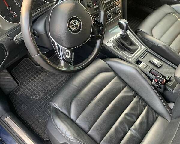 Синій Фольксваген e-Golf, об'ємом двигуна 0 л та пробігом 127 тис. км за 10500 $, фото 13 на Automoto.ua