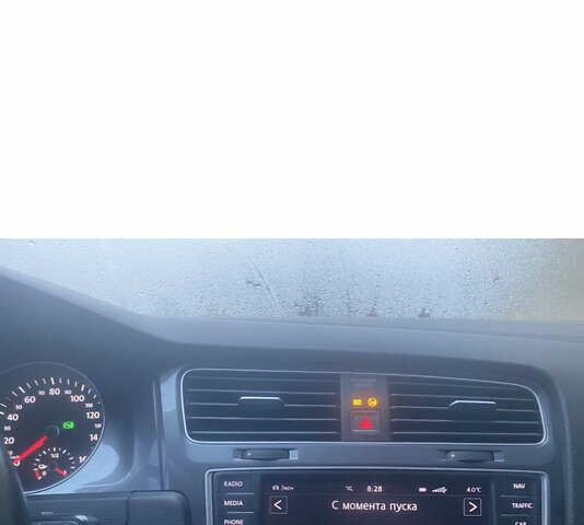 Синий Фольксваген e-Golf, объемом двигателя 0 л и пробегом 124 тыс. км за 8900 $, фото 31 на Automoto.ua