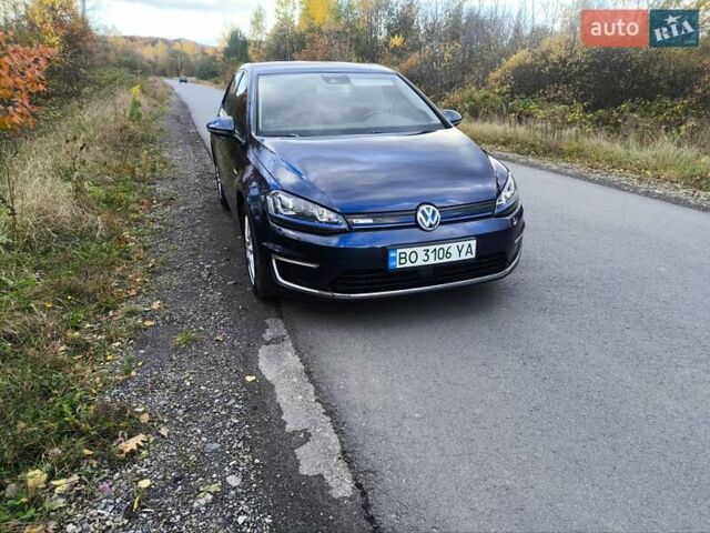 Синий Фольксваген e-Golf, объемом двигателя 0 л и пробегом 125 тыс. км за 8200 $, фото 4 на Automoto.ua