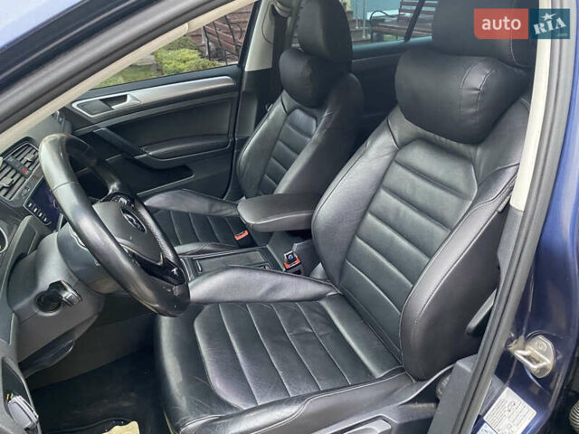 Синий Фольксваген e-Golf, объемом двигателя 0 л и пробегом 124 тыс. км за 8900 $, фото 17 на Automoto.ua