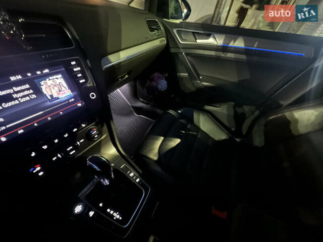 Синій Фольксваген e-Golf, об'ємом двигуна 0 л та пробігом 99 тис. км за 9500 $, фото 45 на Automoto.ua