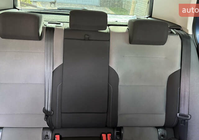 Синій Фольксваген e-Golf, об'ємом двигуна 0 л та пробігом 72 тис. км за 9500 $, фото 48 на Automoto.ua