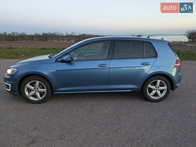 Синий Фольксваген e-Golf, объемом двигателя 0 л и пробегом 150 тыс. км за 7700 $, фото 7 на Automoto.ua