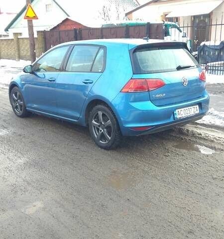 Синий Фольксваген e-Golf, объемом двигателя 0 л и пробегом 75 тыс. км за 12700 $, фото 7 на Automoto.ua
