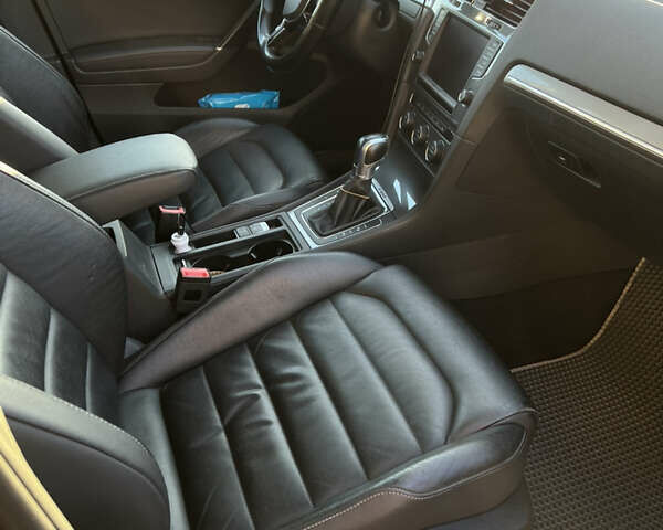 Синій Фольксваген e-Golf, об'ємом двигуна 0 л та пробігом 99 тис. км за 9500 $, фото 20 на Automoto.ua