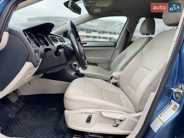 Синий Фольксваген e-Golf, объемом двигателя 0 л и пробегом 73 тыс. км за 8300 $, фото 39 на Automoto.ua