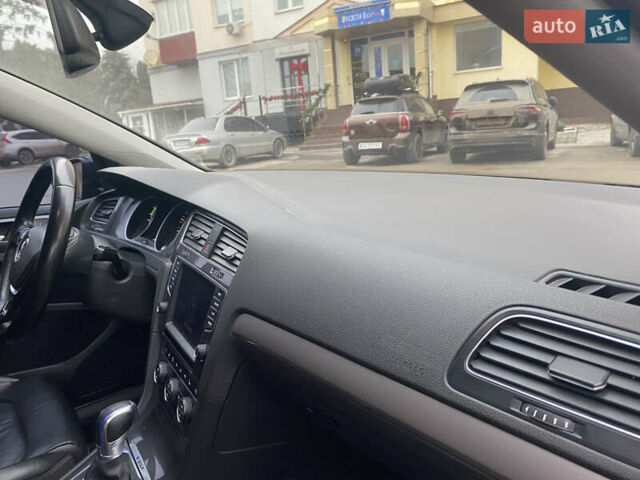 Синий Фольксваген e-Golf, объемом двигателя 0 л и пробегом 124 тыс. км за 8900 $, фото 30 на Automoto.ua