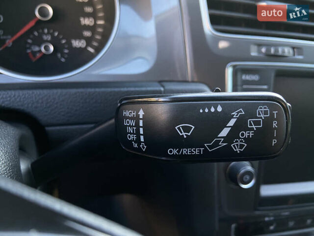 Синій Фольксваген e-Golf, об'ємом двигуна 0 л та пробігом 133 тис. км за 8250 $, фото 25 на Automoto.ua