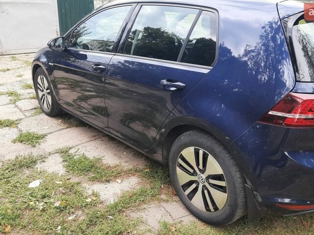 Синий Фольксваген e-Golf, объемом двигателя 0 л и пробегом 128 тыс. км за 8500 $, фото 27 на Automoto.ua