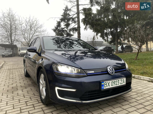 Синий Фольксваген e-Golf, объемом двигателя 0 л и пробегом 124 тыс. км за 8900 $, фото 1 на Automoto.ua