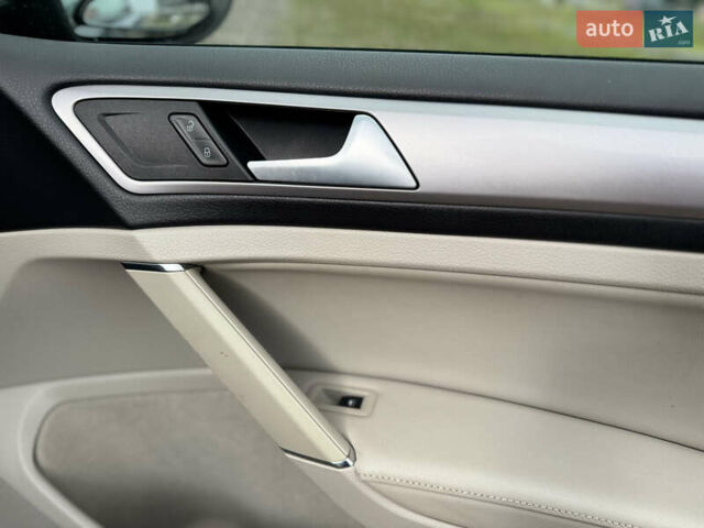 Синий Фольксваген e-Golf, объемом двигателя 0 л и пробегом 73 тыс. км за 8300 $, фото 51 на Automoto.ua