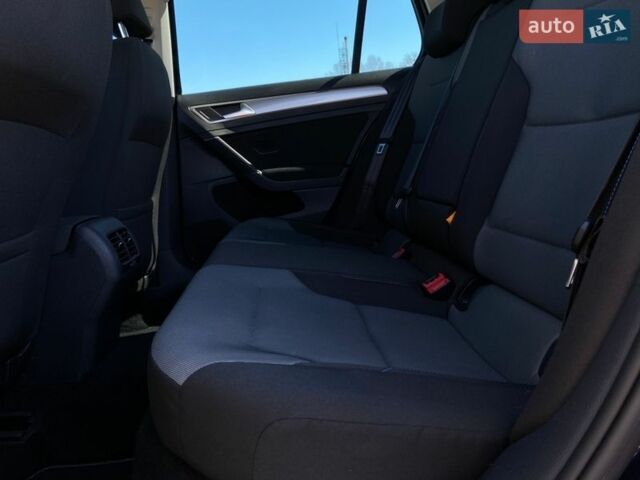 Синій Фольксваген e-Golf, об'ємом двигуна 0 л та пробігом 134 тис. км за 8199 $, фото 49 на Automoto.ua