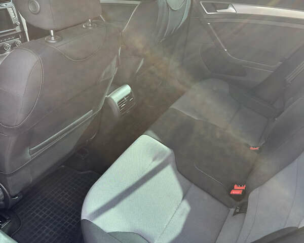 Синій Фольксваген e-Golf, об'ємом двигуна 0 л та пробігом 112 тис. км за 8900 $, фото 11 на Automoto.ua