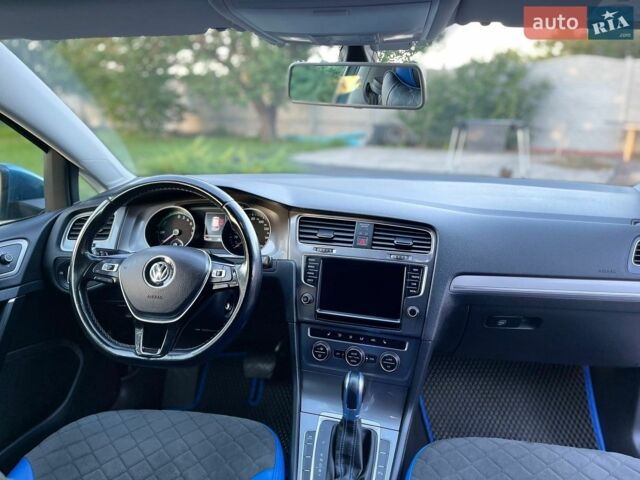 Синий Фольксваген e-Golf, объемом двигателя 0 л и пробегом 127 тыс. км за 8800 $, фото 4 на Automoto.ua