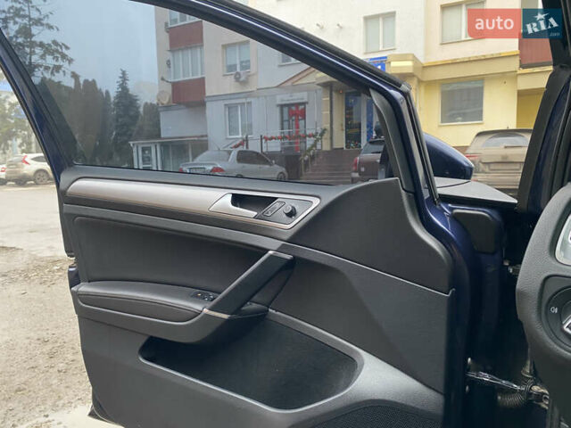 Синий Фольксваген e-Golf, объемом двигателя 0 л и пробегом 124 тыс. км за 8900 $, фото 26 на Automoto.ua