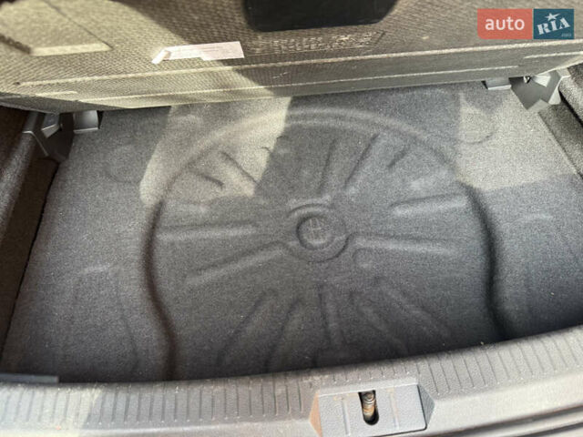 Синій Фольксваген e-Golf, об'ємом двигуна 0 л та пробігом 72 тис. км за 9500 $, фото 52 на Automoto.ua