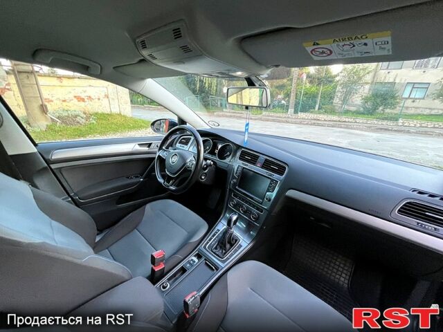 Синій Фольксваген e-Golf, об'ємом двигуна 0 л та пробігом 123 тис. км за 7200 $, фото 10 на Automoto.ua