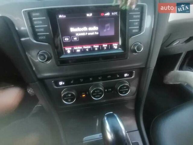 Синий Фольксваген e-Golf, объемом двигателя 0 л и пробегом 92 тыс. км за 14000 $, фото 2 на Automoto.ua