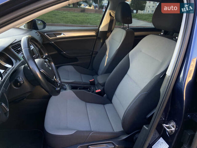 Синій Фольксваген e-Golf, об'ємом двигуна 0 л та пробігом 133 тис. км за 8250 $, фото 38 на Automoto.ua