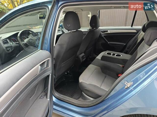 Синий Фольксваген e-Golf, объемом двигателя 0 л и пробегом 109 тыс. км за 8750 $, фото 18 на Automoto.ua