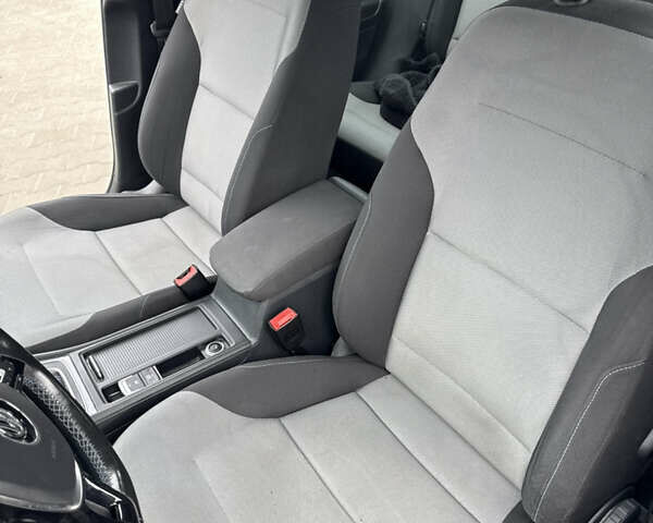 Синій Фольксваген e-Golf, об'ємом двигуна 0 л та пробігом 105 тис. км за 8000 $, фото 38 на Automoto.ua