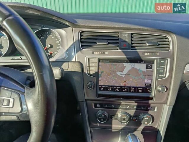 Синий Фольксваген e-Golf, объемом двигателя 0 л и пробегом 74 тыс. км за 12000 $, фото 3 на Automoto.ua