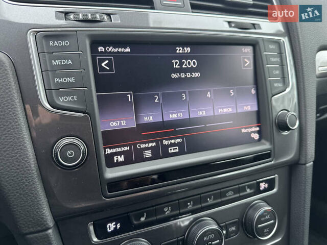 Синий Фольксваген e-Golf, объемом двигателя 0 л и пробегом 168 тыс. км за 7350 $, фото 64 на Automoto.ua