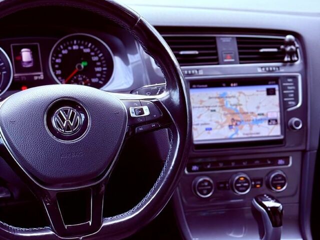 Синий Фольксваген e-Golf, объемом двигателя 0 л и пробегом 200 тыс. км за 9900 $, фото 5 на Automoto.ua