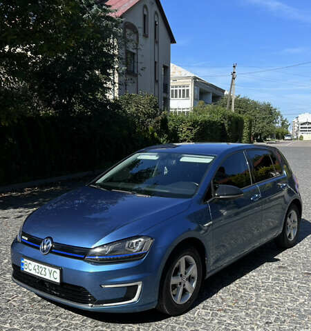 Синий Фольксваген e-Golf, объемом двигателя 0 л и пробегом 139 тыс. км за 9010 $, фото 1 на Automoto.ua