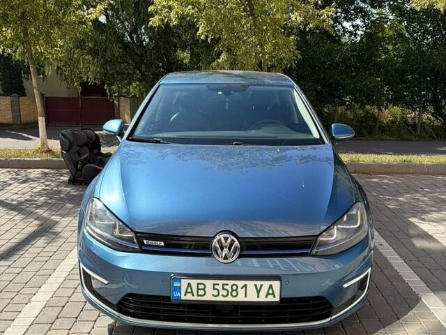 Синий Фольксваген e-Golf, объемом двигателя 0 л и пробегом 165 тыс. км за 9899 $, фото 17 на Automoto.ua